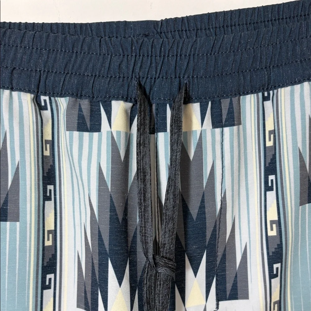 Roark Shorey Poncho - Agave - Swim Shorts - L